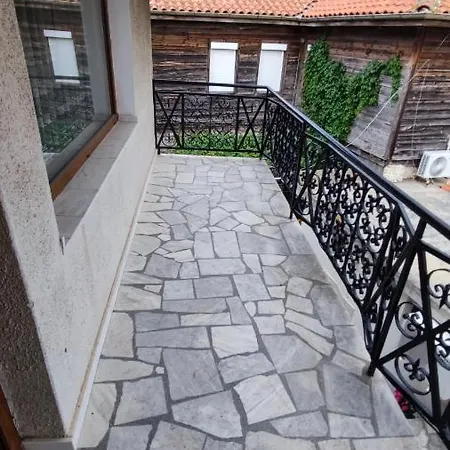 Nyaraló росен